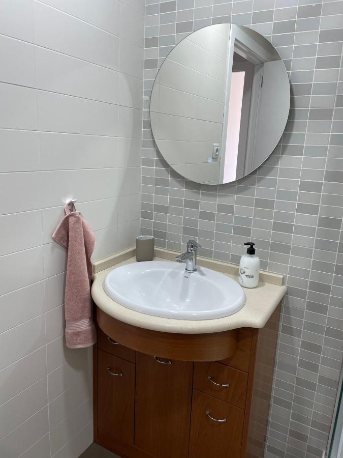 Acogedor Apartamento Vallparadis Con Parking Terrassa Exterior photo