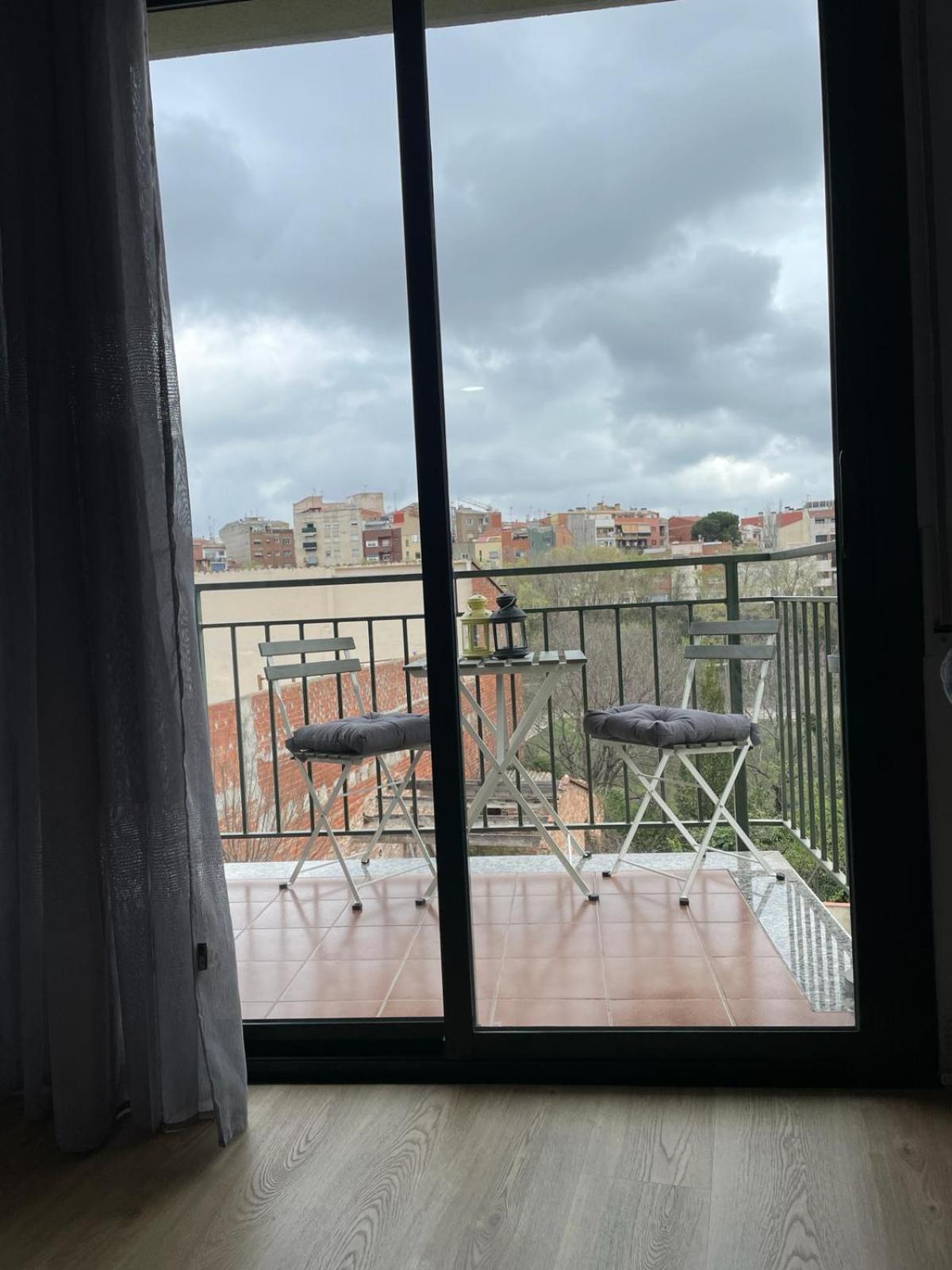 Acogedor Apartamento Vallparadis Con Parking Terrassa Exterior photo